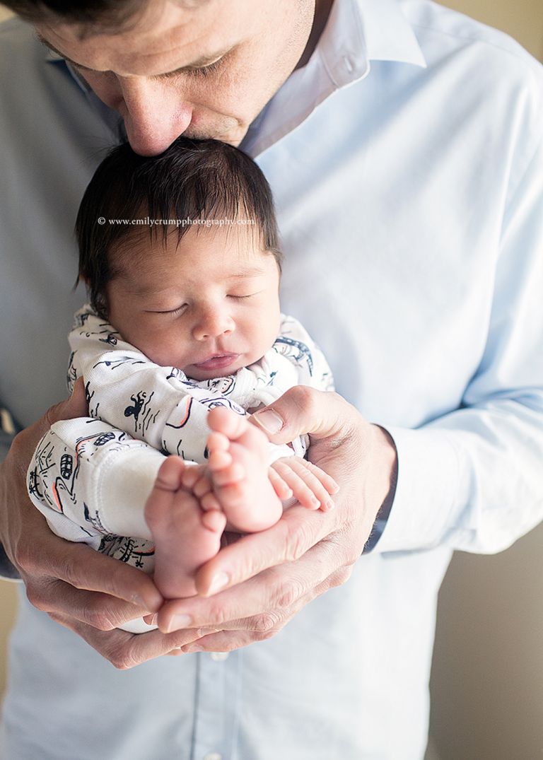 Tomball Newborn Lifestyle Photography